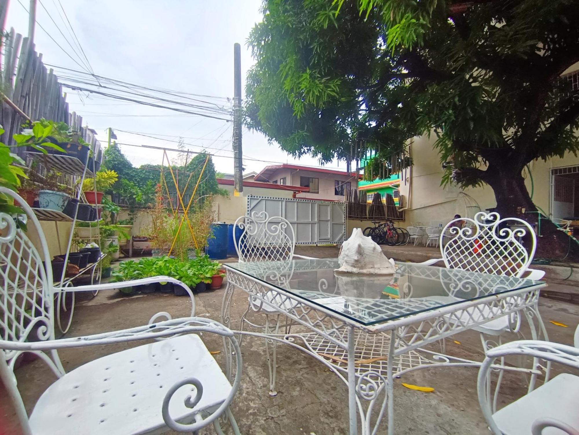 Bed and Breakfast Bed And Brewhouse Sucat Paranaque City Exteriér fotografie